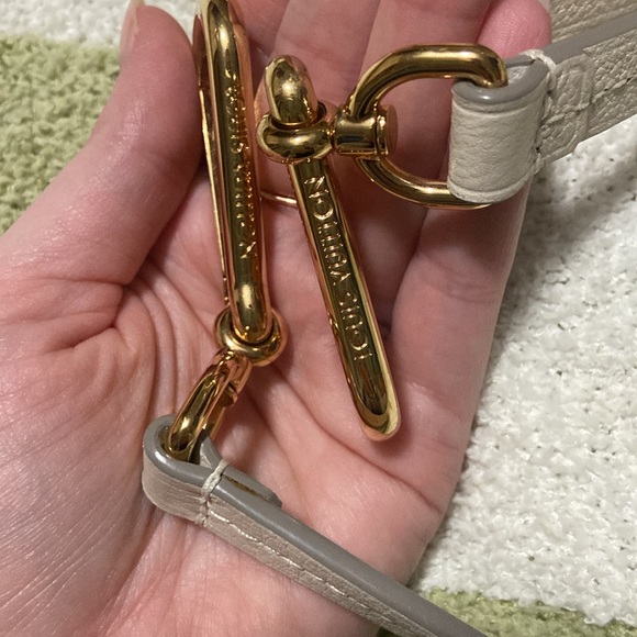 𝗦𝗢𝗟𝗗 𝗢𝗡 𝗩𝗘𝗦𝗧𝗜𝗔𝗜𝗥𝗘-LV EMPREINTE LUMINEUSE TOTE BAG - Picture 6 of 10